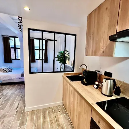 Le Corneille - Jacuzzi, Sauna & Parking Par Atypique Apartamento *